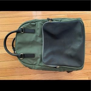 Lo & Sons Rowledge backpack